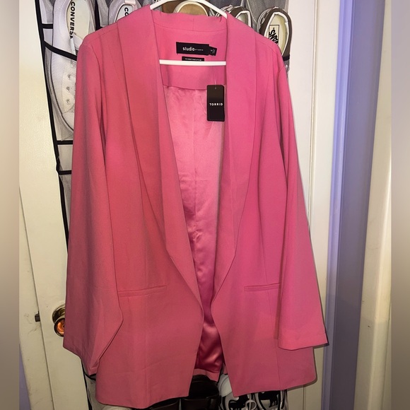 Torrid Studio blazer size 4 NWT - Picture 1 of 7